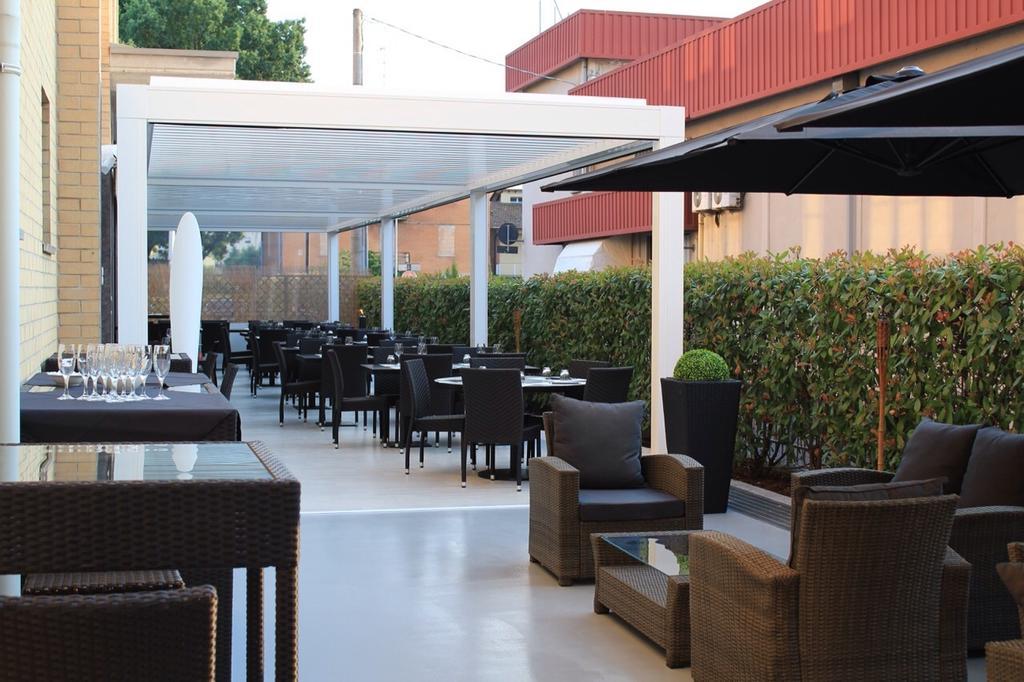 Hotel Metropolis Reggio Emilia Bagian luar foto